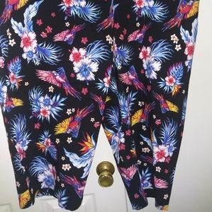 Tropical print capri